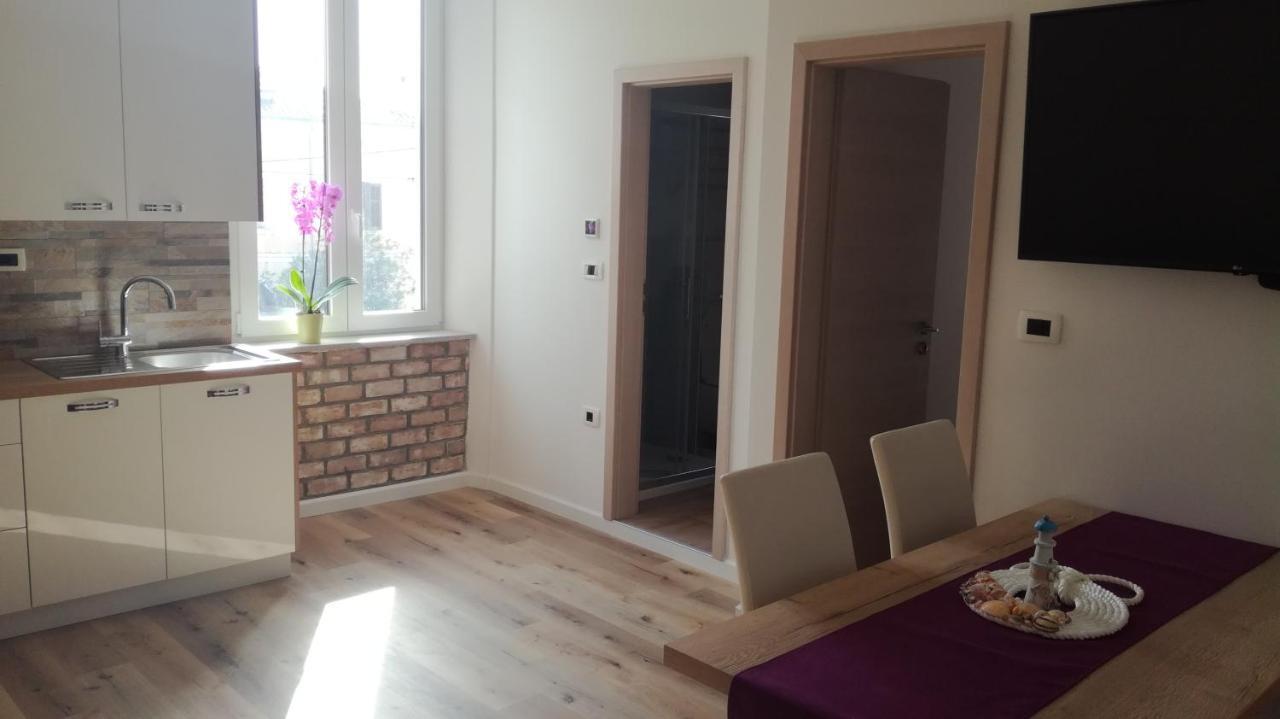 Apartmaji Apollonio Apartment *